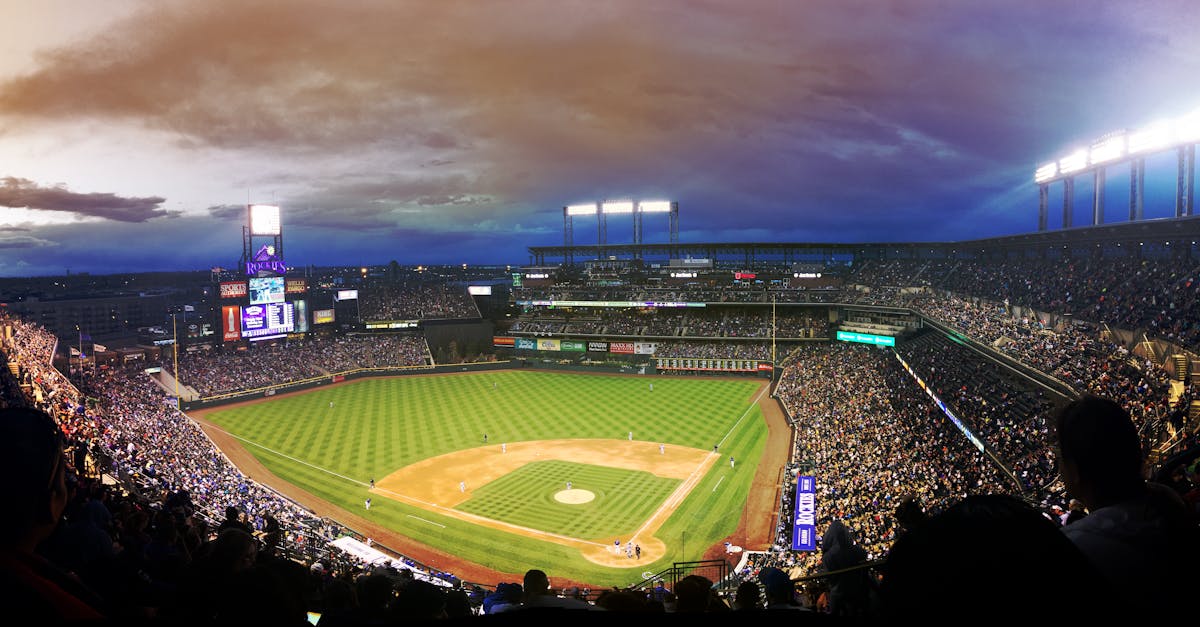 Odkryj nasz wspólny gîte, ciepłą i przyjazną przestrzeń dla Twojej grupy. Ciesz się przyjazną atmosferą, nowoczesnymi udogodnieniami i idealną lokalizacją do odkrywania skarbów regionu. Niezależnie od tego, czy wybierasz się na wakacje, seminaria czy spotkania rodzinne, nasz domek jest idealnym miejscem do tworzenia niezapomnianych wspomnień.
