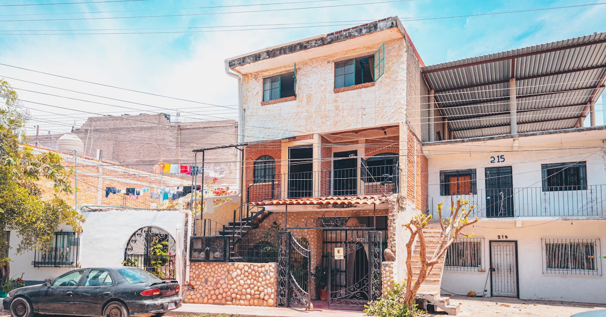 découvrez nos gîtes confortables et charmants, un havre de paix idéal pour vos vacances. profitez de paysages enchanteurs, d'activités variées et d'un cadre convivial pour un séjour inoubliable en pleine nature.