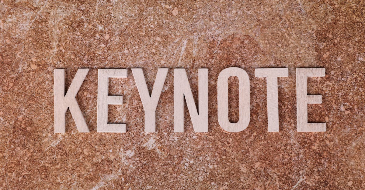 Bardziej ekskluzywne obiekty, takie jak Gîte de Groupe Ardèche lub luksusowe domki w regionie, łączą w sobie ekstremalny komfort, gustowny wystrój i usługi szyte na miarę. Niektóre oferują nawet spa, jacuzzi lub kryte baseny, aby zapewnić odrobinę luksusu i poczucie ucieczki.