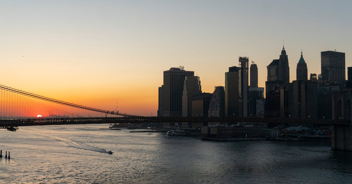 Descubra o turismo lento, uma abordagem de viagem que prioriza a lentidão e a autenticidade. Explore destinos enquanto saboreia cada momento, conectando-se com a natureza e as culturas locais para experiências enriquecedoras e sustentáveis.