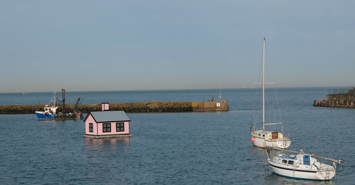 Como aproveitar as atividades ao redor de sua casa de campo incomum em Antraigues-sur-Volane?