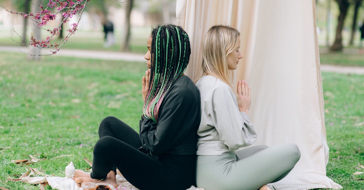 participez à notre retraite de yoga immersive et revitalisante. évadez-vous dans un cadre naturel apaisant, où vous pourrez approfondir votre pratique de yoga, méditer et vous reconnecter avec vous-même. rejoignez-nous pour un voyage de bien-être et de sérénité.