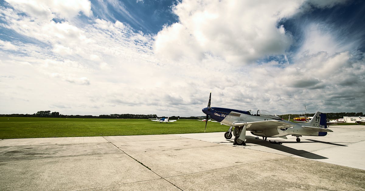 Dla tych, którzy chcą dalej zwiedzać ten region bogaty w dziedzictwo i wspomnienia, kilka platform i stron internetowych oferuje szeroki wybór noclegów i atrakcji. Wśród nich znajduje się