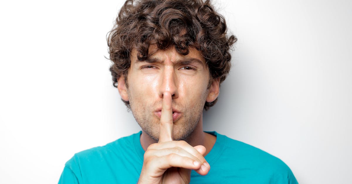 découvrez l'importance de l'authenticité dans nos vies modernes. explorez comment être vrai envers soi-même et les autres peut transformer vos relations et vous aider à atteindre un épanouissement personnel durable.